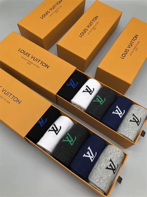 louis vuitton sock box